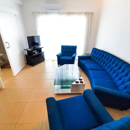 Off Course Seaview Apartment Larnaca Ngoại thất bức ảnh