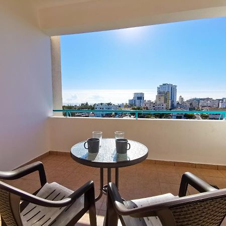 Off Course Seaview Apartment Larnaca Ngoại thất bức ảnh